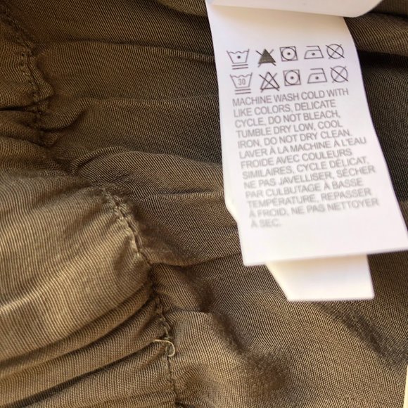 Lucky Brand Drawstring Waist Capri Pants - Picture 4 of 6